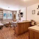 Casa Lorenz 1 * Canazei