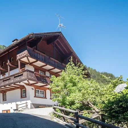 Casa Lorenz 1 Canazei